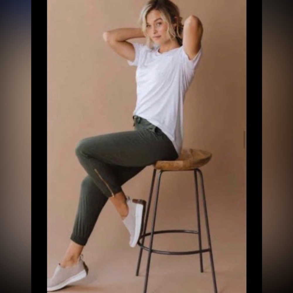 Albion Fit Heather Green Jetsetter Jogger Pant